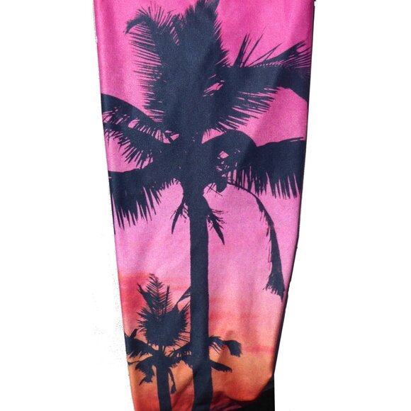 Teeki Love the Adventure Hot Yoga Sunset Pink Palm Print Leggings, size X-Small - Picture 5 of 6